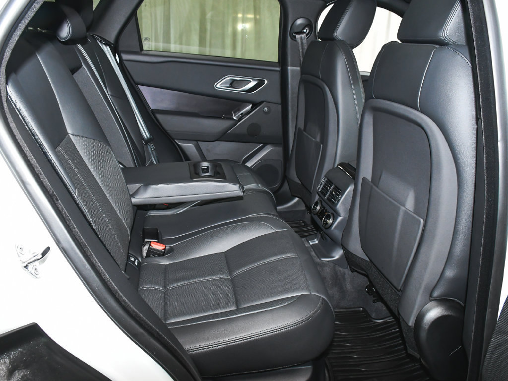 Used 2026 Land Rover Range Rover Velar Dynamic SE AWD/4WD image 56