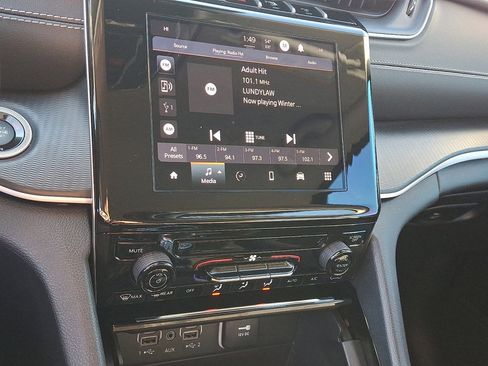 Certified 2023 Jeep Grand Cherokee Laredo image 28