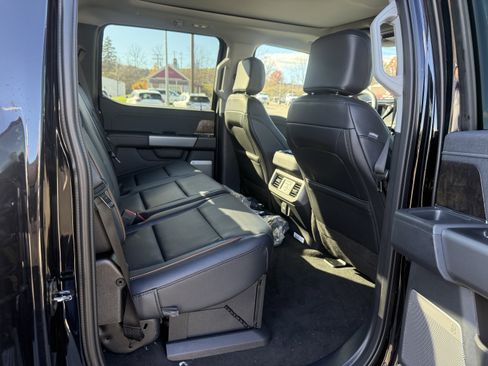 New 2026 Ford F350 Lariat w/ FX4 Off-Road Package image 10