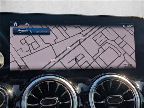 Used 2025 Mercedes-Benz GLA 250 image 14