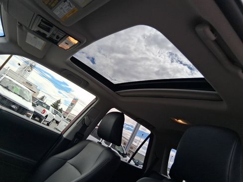 Used 2022 Toyota 4Runner SR5 Premium w/ Moonroof Package image 19