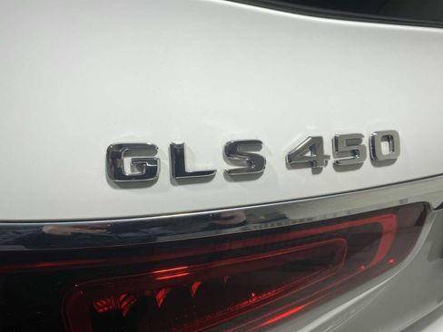 Used 2022 Mercedes-Benz GLS 450 4MATIC image 7