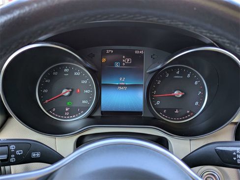 Used 2020 Mercedes-Benz GLC 300 image 27