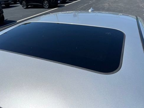 Used 2018 INFINITI Q50 Luxe w/ Essential Package (3.0T Luxe) AWD/4WD image 17