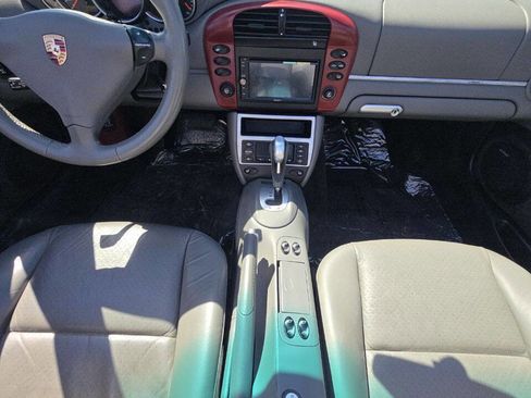 Used 2004 Porsche 911 Carrera image 21