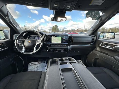 Certified 2025 Chevrolet Silverado 1500 LT image 20