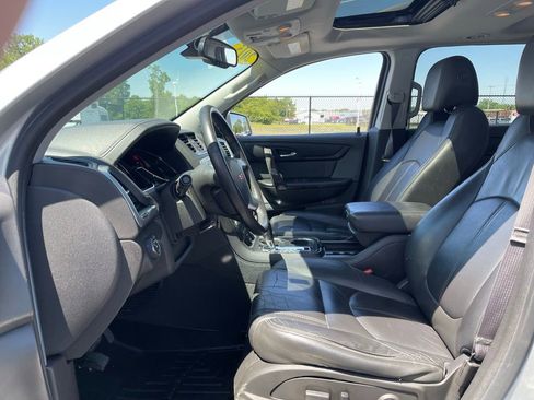 Used 2015 GMC Acadia SLT w/ Open Road Package FWD image 19