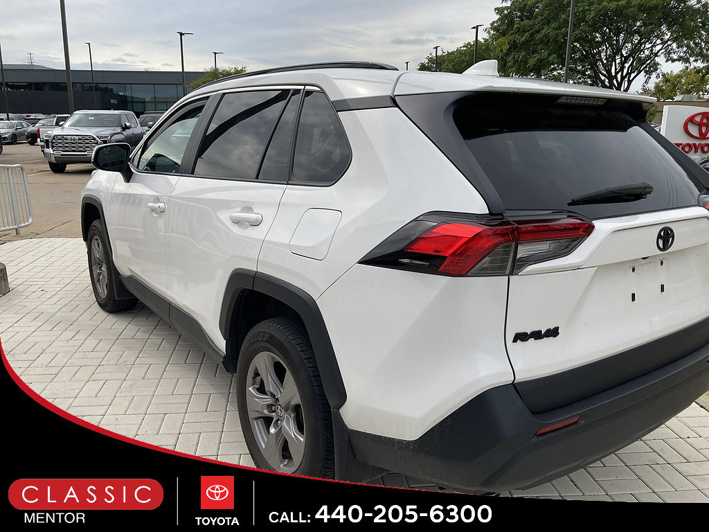 Used 2023 Toyota RAV4 XLE AWD/4WD image 2