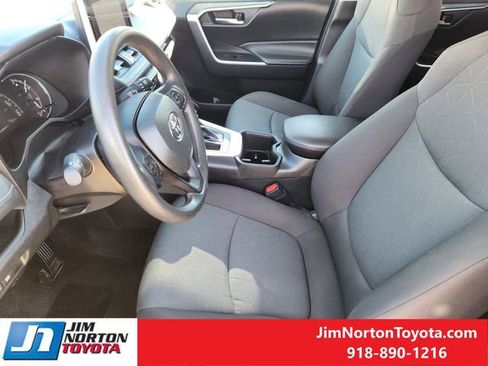 Used 2024 Toyota RAV4 XLE image 14