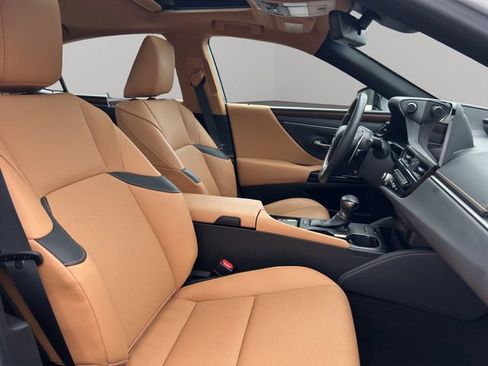 Used 2023 Lexus ES 250 w/ Premium Package AWD/4WD image 24