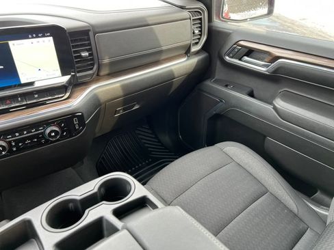 Used 2024 Chevrolet Silverado 1500 LT image 29