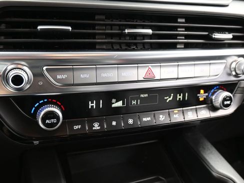 Used 2022 Kia Telluride LX image 19