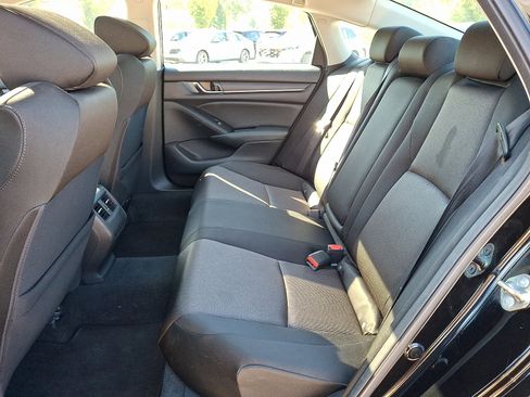 Used 2020 Honda Accord EX image 10