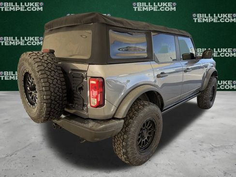 Used 2021 Ford Bronco Black Diamond image 6