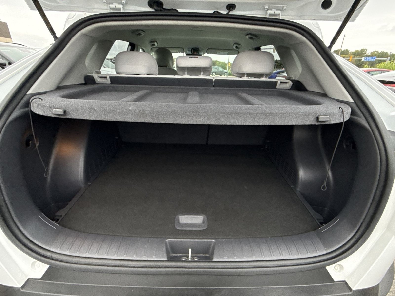 Certified 2025 Hyundai Kona SEL FWD image 25