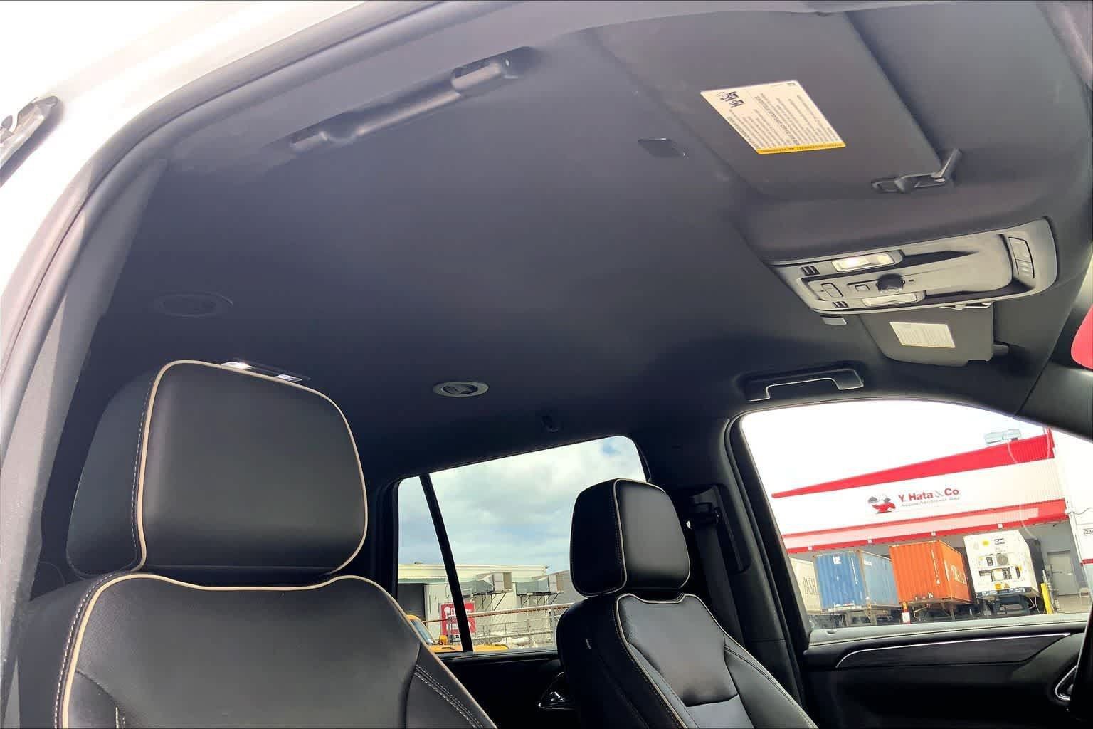 Used 2023 GMC Yukon SLT AWD/4WD image 30