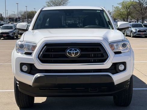 Certified 2022 Toyota Tacoma SR5 image 8