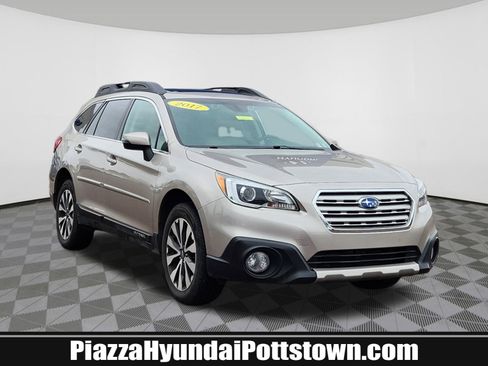 Used 2017 Subaru Outback 2.5i Limited image 1