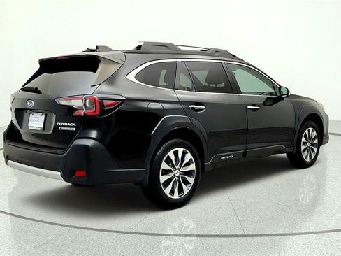Used 2023 Subaru Outback Touring XT AWD/4WD image 5