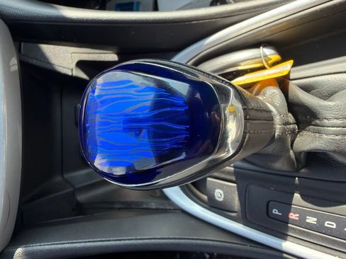 Used 2019 Chevrolet Volt LT FWD image 23