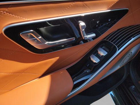 New 2026 Mercedes-Benz S 580 4MATIC Sedan image 8