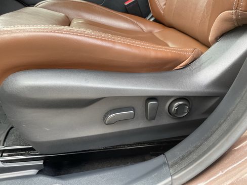 Used 2020 Subaru Outback Touring XT AWD/4WD image 20