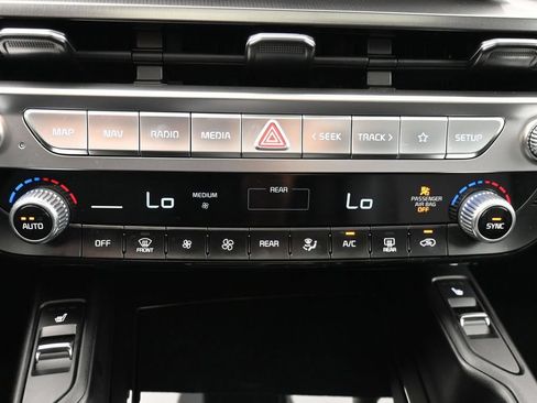 Used 2024 Kia Telluride S w/ S Sunroof Package AWD/4WD image 18