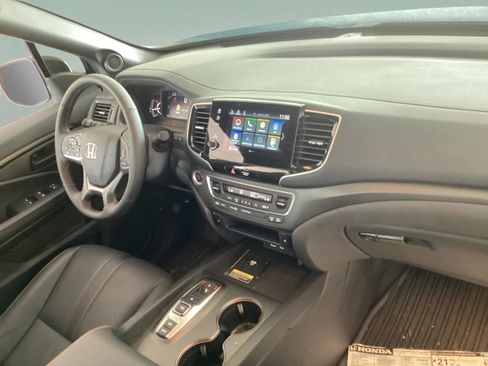 Used 2024 Honda Passport TrailSport image 38