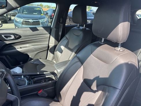 Used 2022 Jeep Compass Altitude w/ Convenience Group image 12