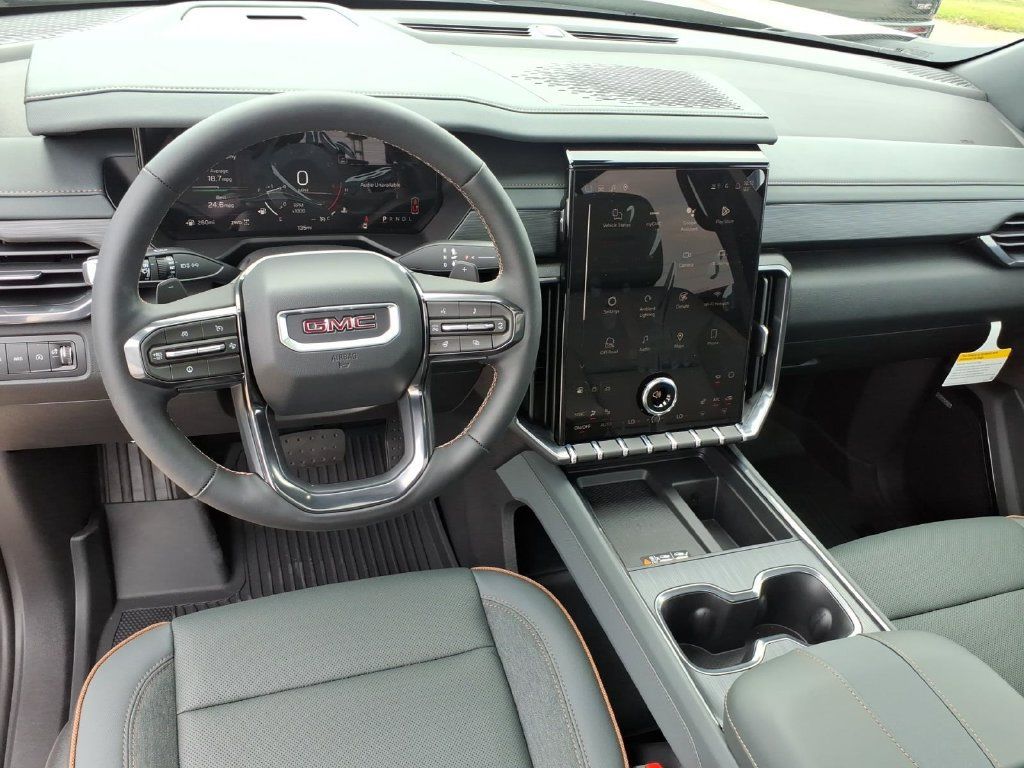 New 2026 GMC Acadia AT4 w/ LPO, Floor Liner Package AWD/4WD image 16