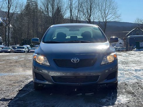 Used 2010 Toyota Corolla LE image 1