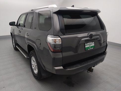 Used 2017 Toyota 4Runner SR5 image 6