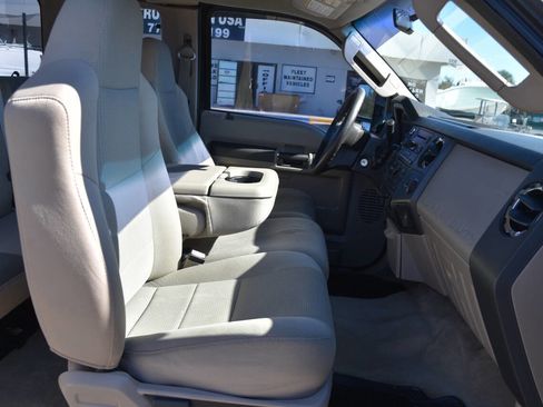 Used 2008 Ford F250 FX4 image 12