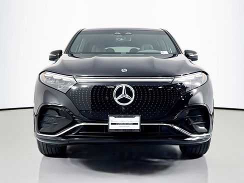 Used 2023 Mercedes-Benz EQS 580 4MATIC SUV image 2