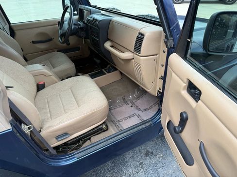 Used 2002 Jeep Wrangler Sport image 19