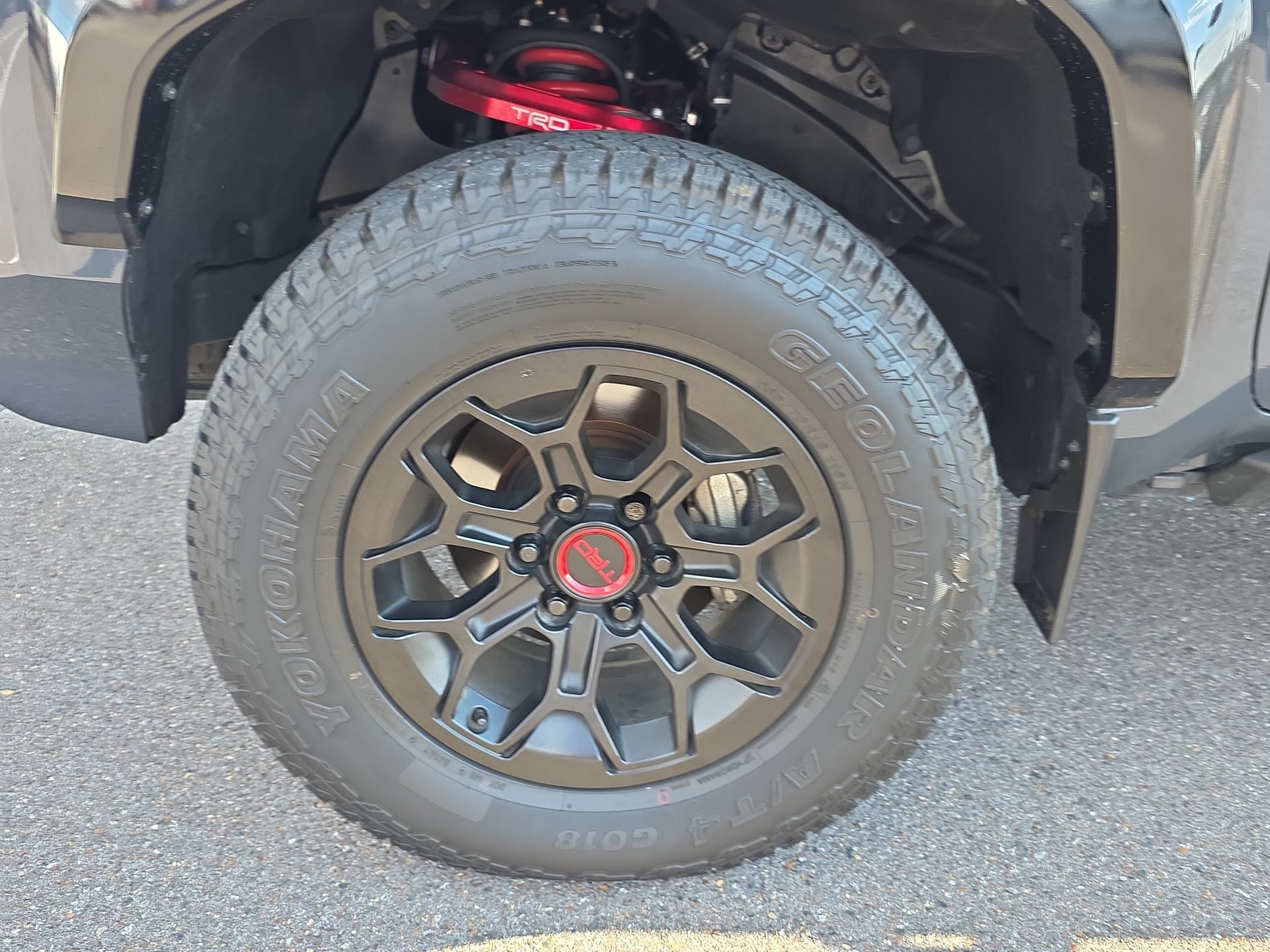 Used 2024 Toyota Tacoma TRD Pro AWD/4WD image 9
