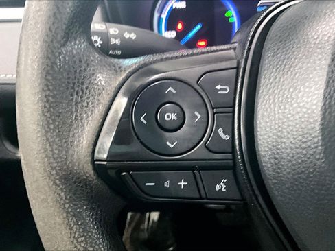 Used 2023 Toyota RAV4 XLE image 17