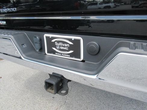 Used 2024 Chevrolet Silverado 2500 LT image 29