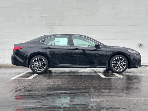 New 2026 Toyota Camry XLE image 6