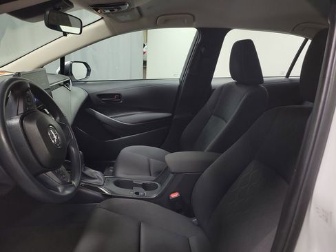 Used 2026 Toyota Corolla LE FWD image 12