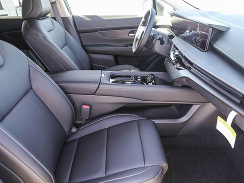 New 2025 Nissan Murano SV FWD image 19