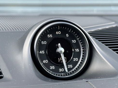 Used 2025 Porsche Cayenne S image 29