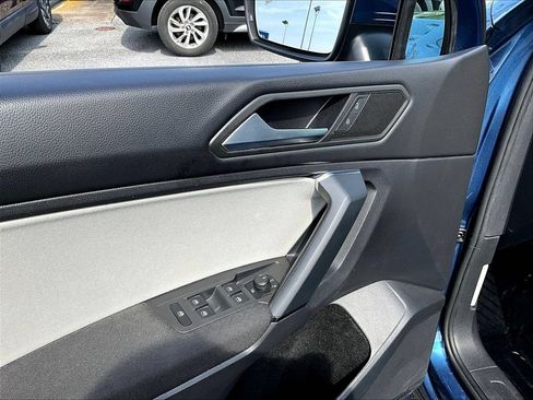 Used 2019 Volkswagen Tiguan S w/ Driver Assistance Package AWD/4WD image 18