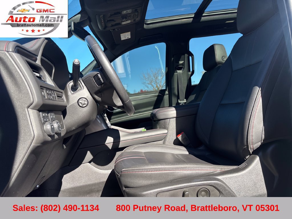 Used 2022 Chevrolet Tahoe RST w/ Luxury Package AWD/4WD image 10