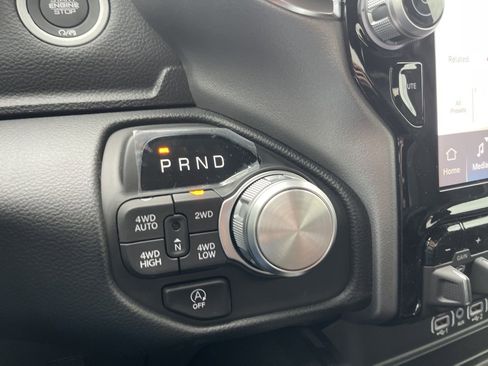 Used 2025 RAM 1500 Laramie w/ Sport Appearance Package AWD/4WD image 26