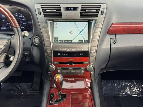 Used 2007 Lexus LS 460 image 24