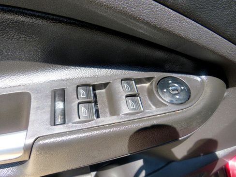 Used 2013 Ford C-MAX Energi SEL w/ Interior Protection Pkg image 10