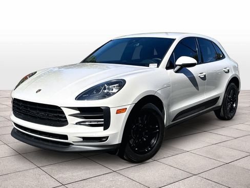 Used 2020 Porsche Macan AWD/4WD image 1