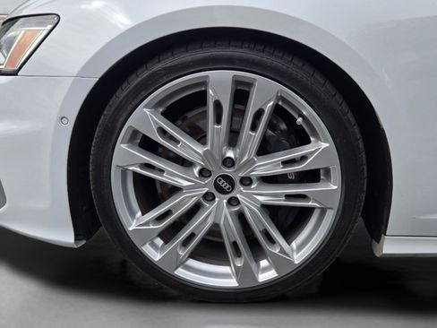 Certified 2022 Audi S6 Premium Plus AWD/4WD image 32