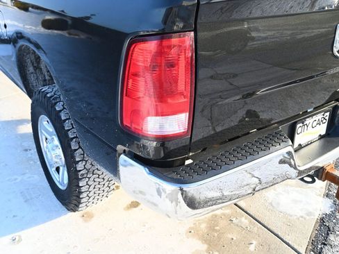 Used 2018 RAM 2500 Tradesman w/ Chrome Appearance Group image 13